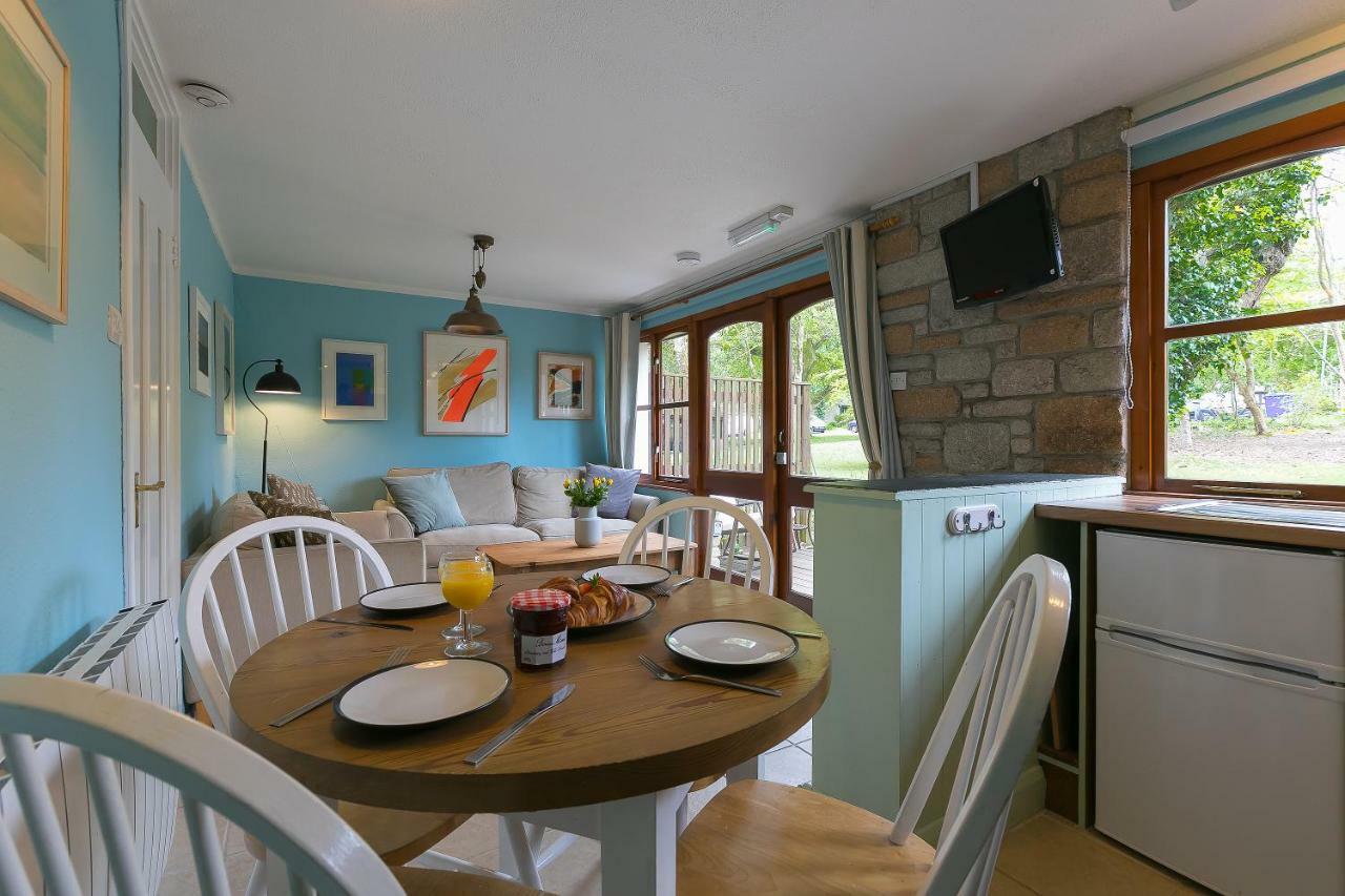 Cosy Woodland Home Uny Lelant 外观 照片