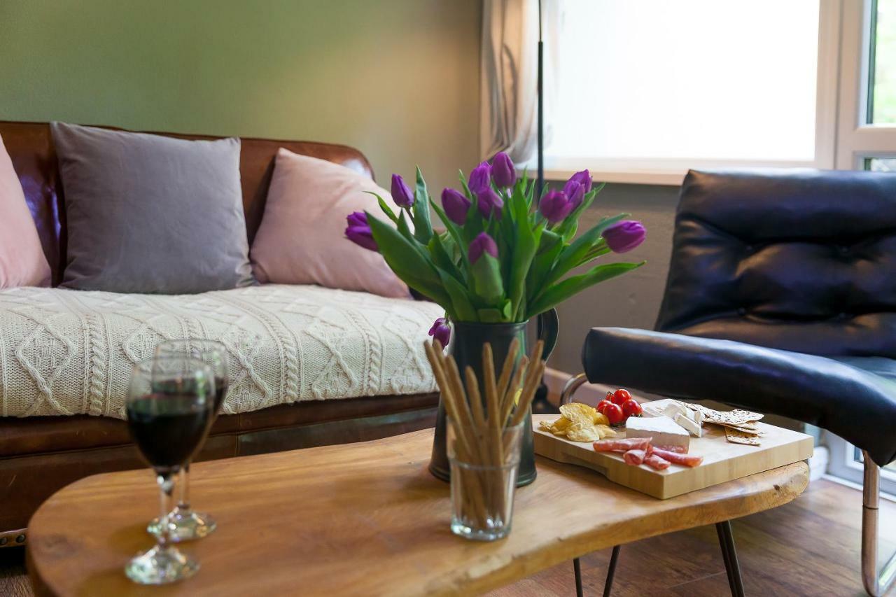 Cosy Woodland Home Uny Lelant 外观 照片