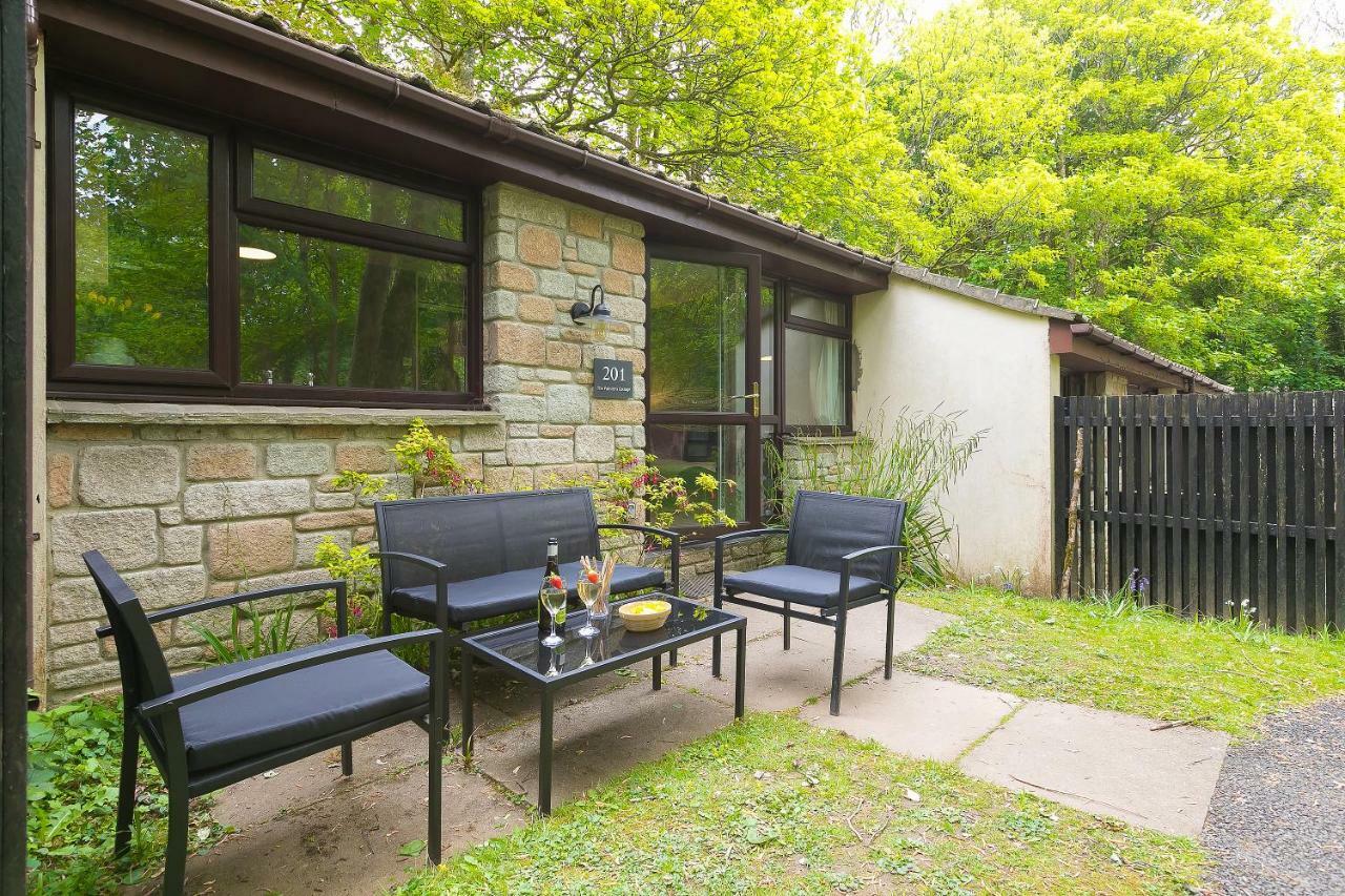 Cosy Woodland Home Uny Lelant 外观 照片